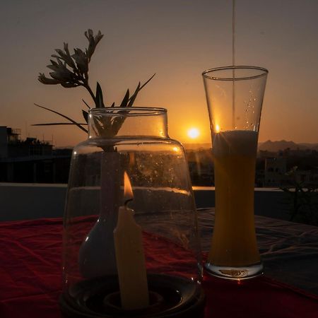Dera Pichola- A Lake Facing Boutique Hotel Udaipur Eksteriør bilde