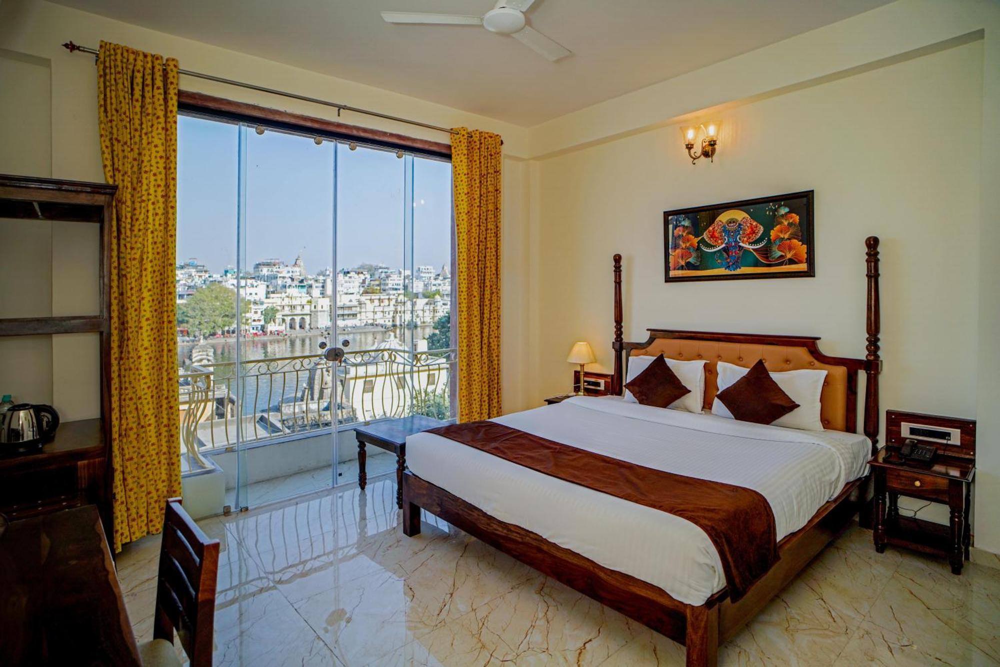 Dera Pichola- A Lake Facing Boutique Hotel Udaipur Eksteriør bilde