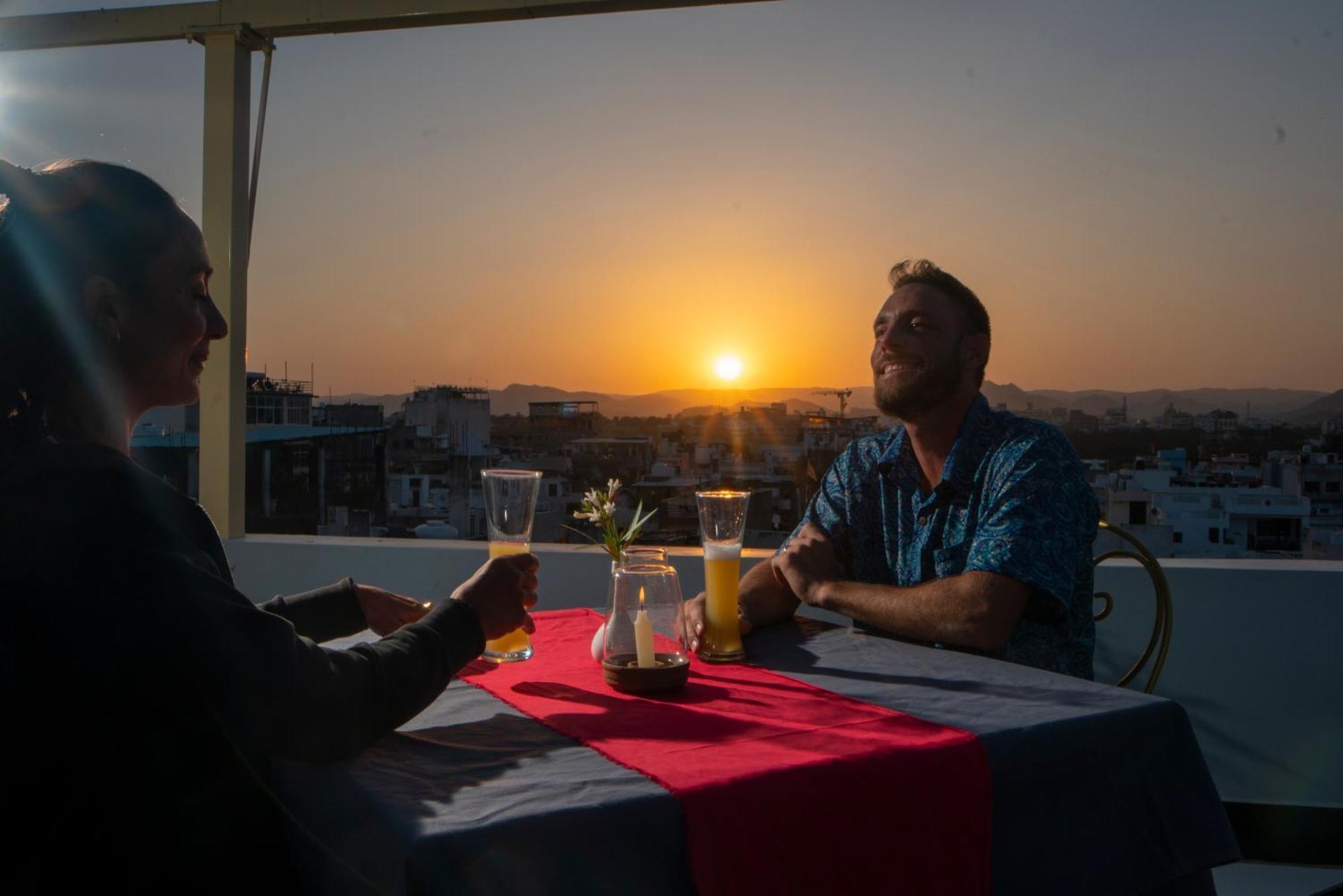 Dera Pichola- A Lake Facing Boutique Hotel Udaipur Eksteriør bilde