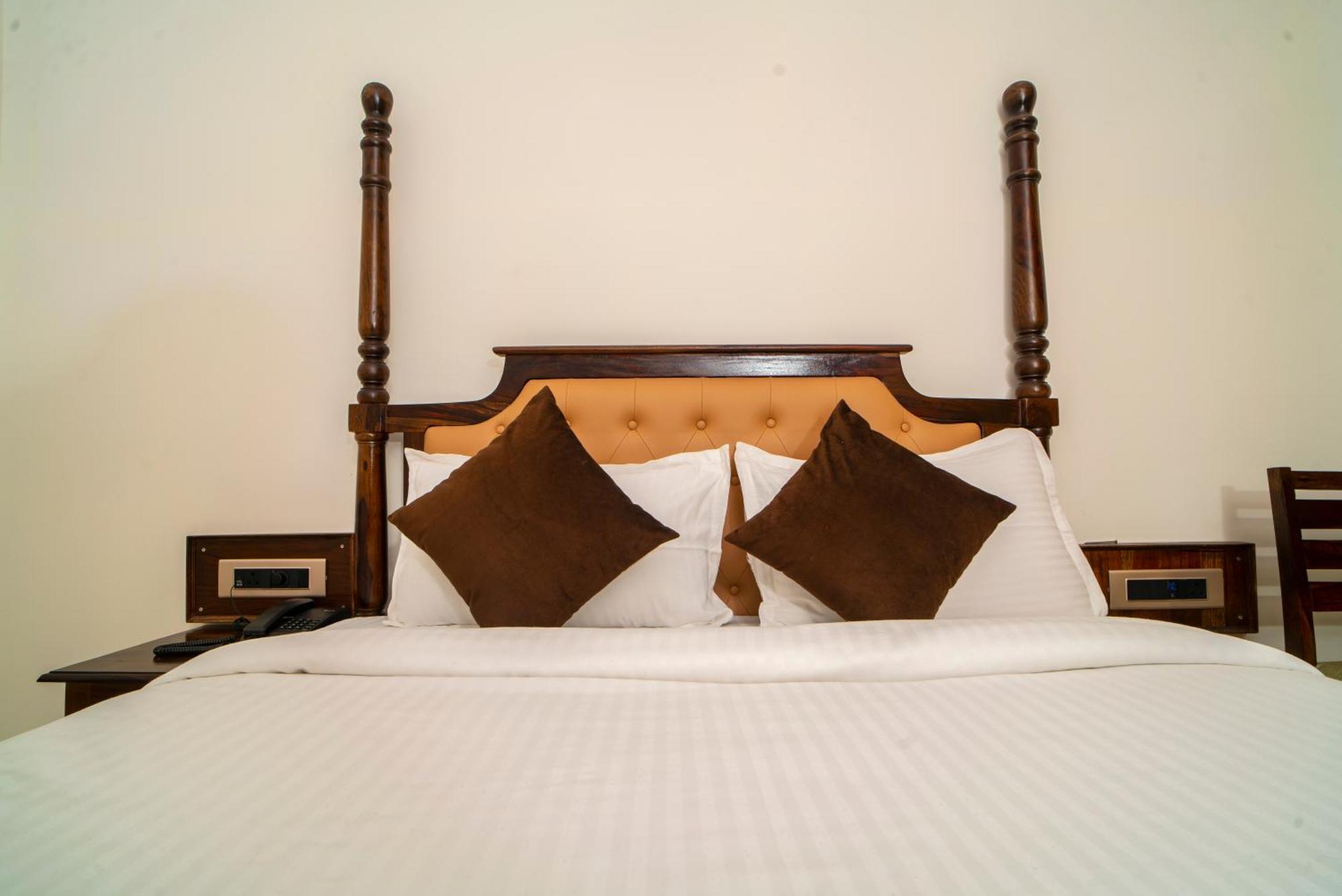 Dera Pichola- A Lake Facing Boutique Hotel Udaipur Eksteriør bilde