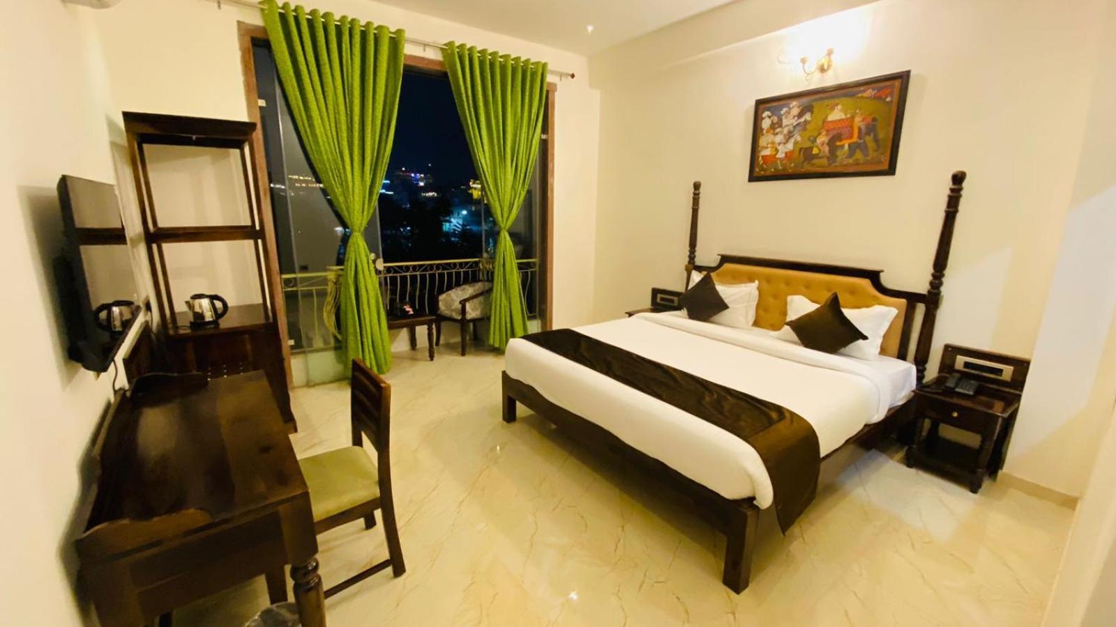 Dera Pichola- A Lake Facing Boutique Hotel Udaipur Eksteriør bilde